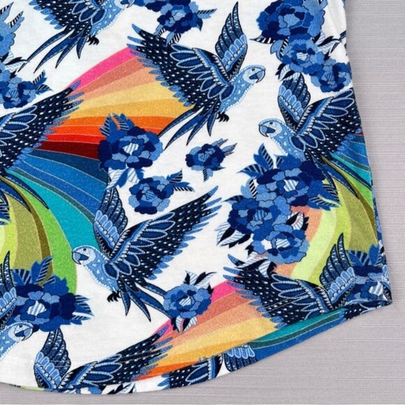FARM Rio Aves Graphic T-shirt Women Sz. XS Safari Birds Parrots Rainbow Tropical - Picture 7 of 9